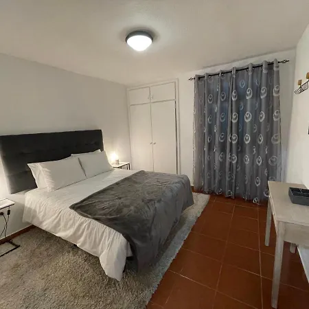 Pereira Place - * São Vicente