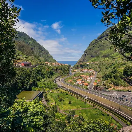 Pereira Place - * São Vicente
