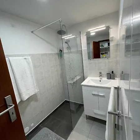 Alpstuga Pereira Place - São Vicente