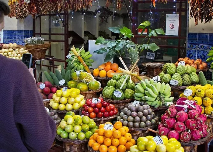 Pereira Place - * São Vicente